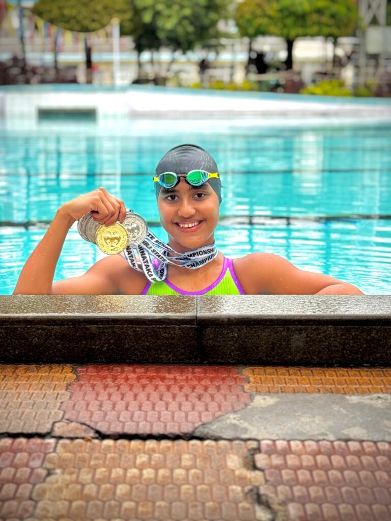 Vihitha Nayana Loganathan, backstroke swimmer, Basavanagudi Aquatic Centre Bengaluru