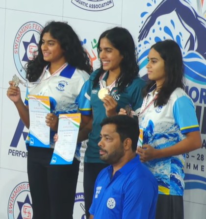 Women's 800m freestyle podium, Day 3